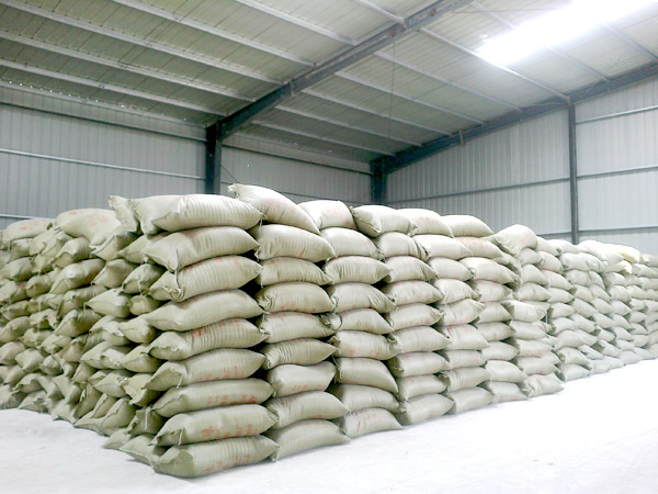 �}��^(q��)